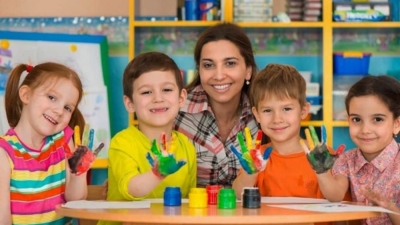 Auxiliar en JardÃ­n de Infantes Maternal y Babysitter