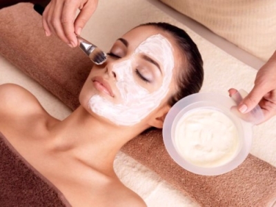 CosmetologÃ­a, Maquillaje y Belleza Femenina